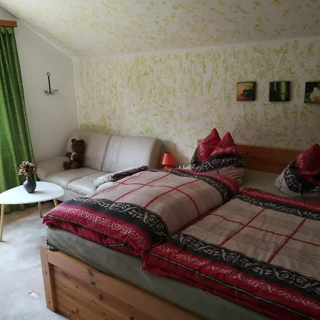 Daniela Apartament *